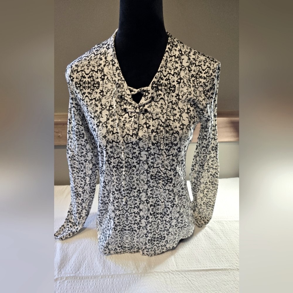 NWT Ruff Hewn Lace Up Cotton Top PS